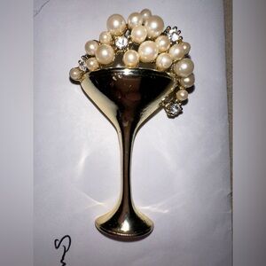Vintage Womens AJC Silver Tone Champagne Faux Pearls‎ Rhinestones Brooch Pin